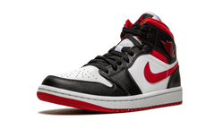 1 Mid "Metallic Red" 554724 122