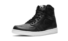 1 Retro High OG "Cyber Monday" 555088 006