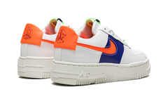 AIR FORCE 1 LO PIXEL MNS WMNS"White Concord Crimson" DM8340 100