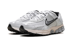 Zoom Vomero 5 WMNS"Pure Platinum" FN6742 002