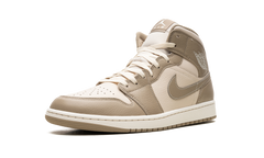 1 Mid "LEGEND LIGHT BROWN" HF4830 203