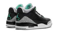 3 Retro "Green Glow" CT8532 031