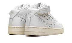 AIR FORCE 1 MID WMNS"CUT OUT STARS" DV3451 100