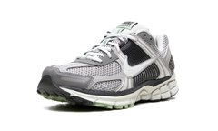 VOMERO 5 WMNS"Cobblestone" FB8825 001
