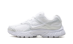 V5 RNR WMNS"White Black Metallic Silver" HQ7901 101