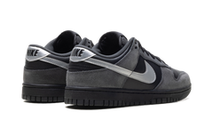 Dunk Low WMNS"Anthracite/ Metallic Silver" II7636 001