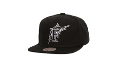 MLB Cooperstown Evergreen Black White Snapback Cap "Miami Marlins - Black" HS8028 FMABLCK