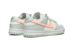 DUNK LOW WMNS"Barely Green" DD1503 104
