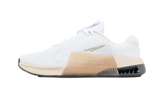 Metcon 9"White/ Gold" DZ2537 104