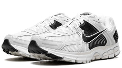 Zoom Vomero 5 ‘White Black’
