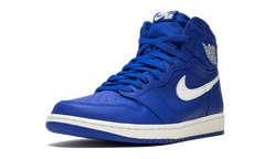 1 Retro High OG "Hyper Royal" 555088 401