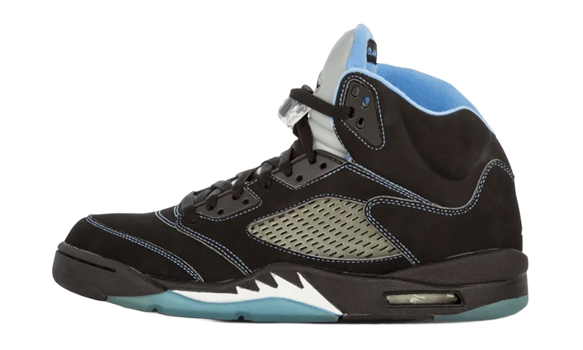 5 "Black/University Blue" DD0587 008