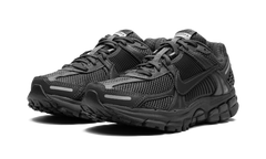 Zoom Vomero 5 WMNS"Triple Black" FQ7079 002
