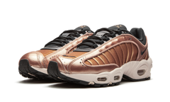 AIR MAX TAILIND 4 WMNS"Metallic Red Bronze" CT1184 900