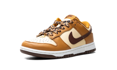 Dunk Low SE WMNS"Cherry Charms - Desert Ochre" HQ7487 700