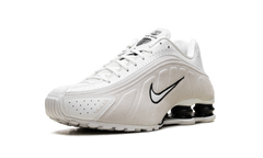 Shox R4 WMNS"White Black Suede" HQ7739 100