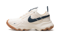 TC 7900 WMNS"Pale Ivory Armory Navy" DD9682 103